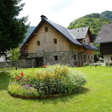 4 Elements Bed & Breakfast